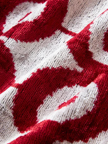 Les Ottomans' Velours Abstract Cushion Cover - Light beige & Red