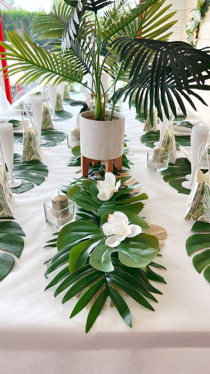 Tropical Decorative Green Leaves  10 PCS